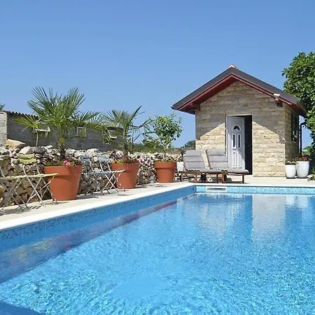 3796-1 * Zaton (Zadar)