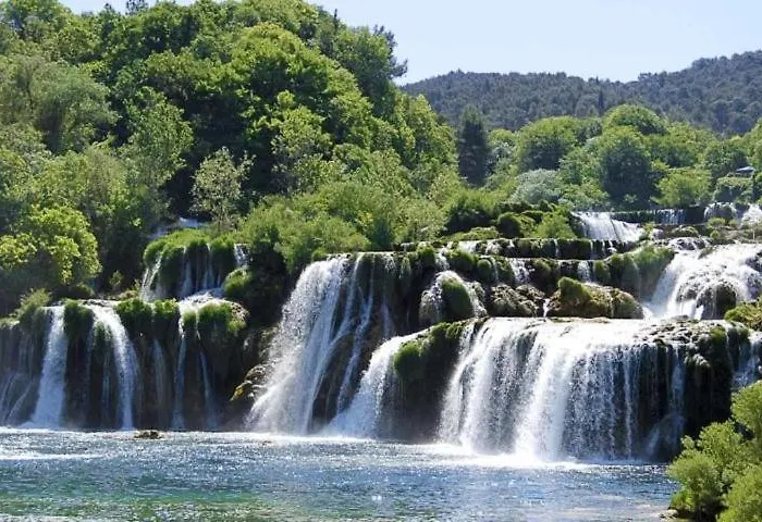 3796-1 Apartamento *